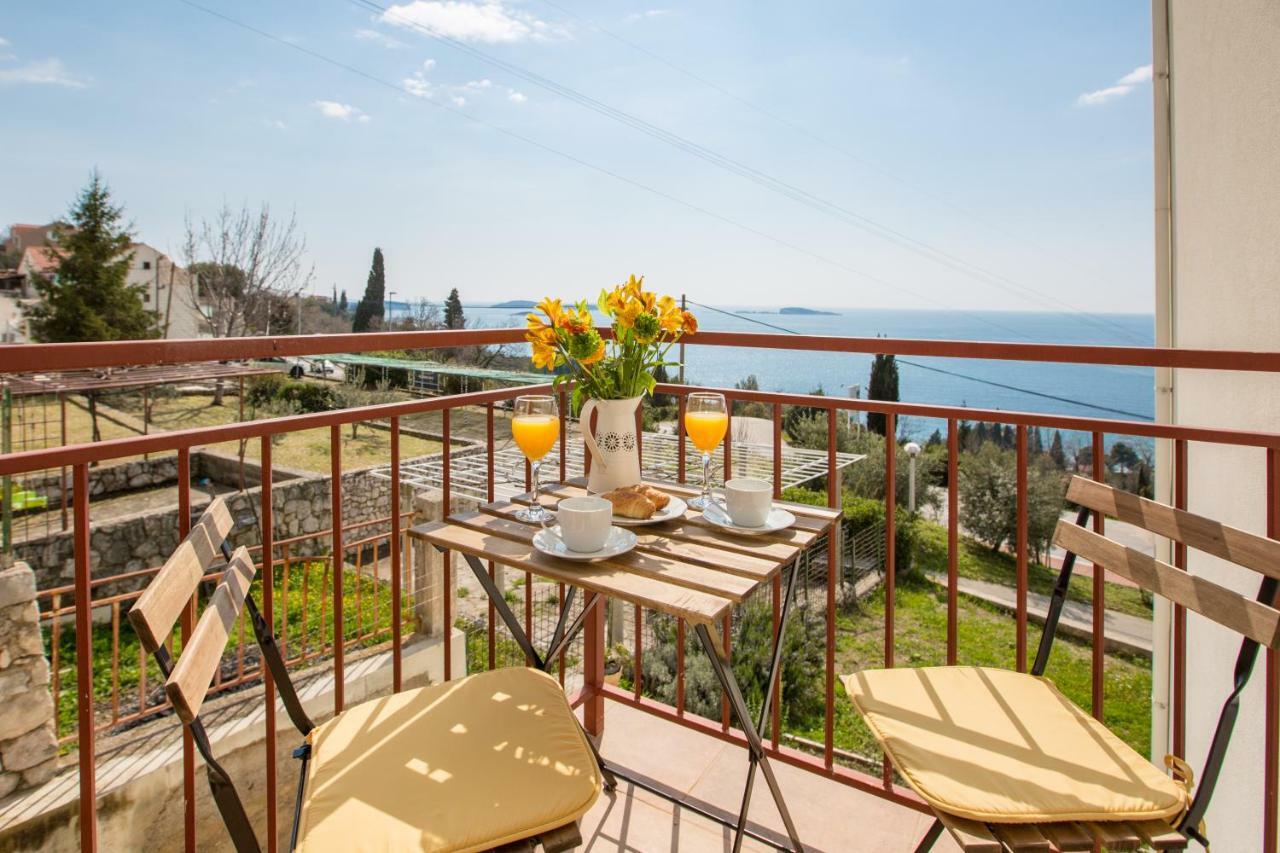 Villa Pergola-Apartment Toni Mlini Kültér fotó
